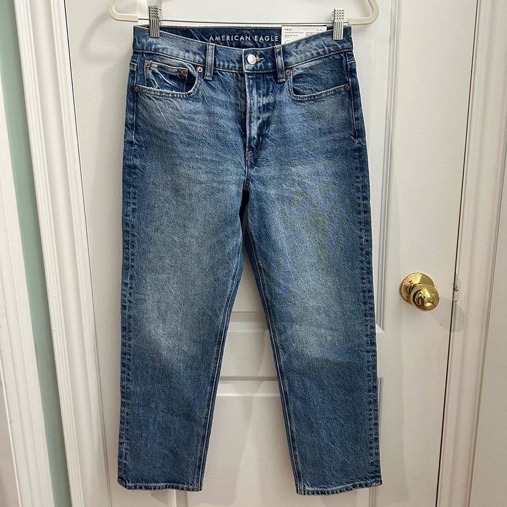 American Eagle Outfitters Womens High-Rise Straight Jeans